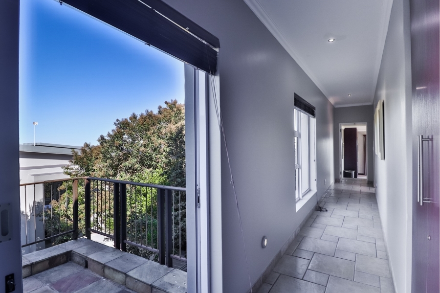 4 Bedroom Property for Sale in Pinnacle Point Golf Estate Western Cape